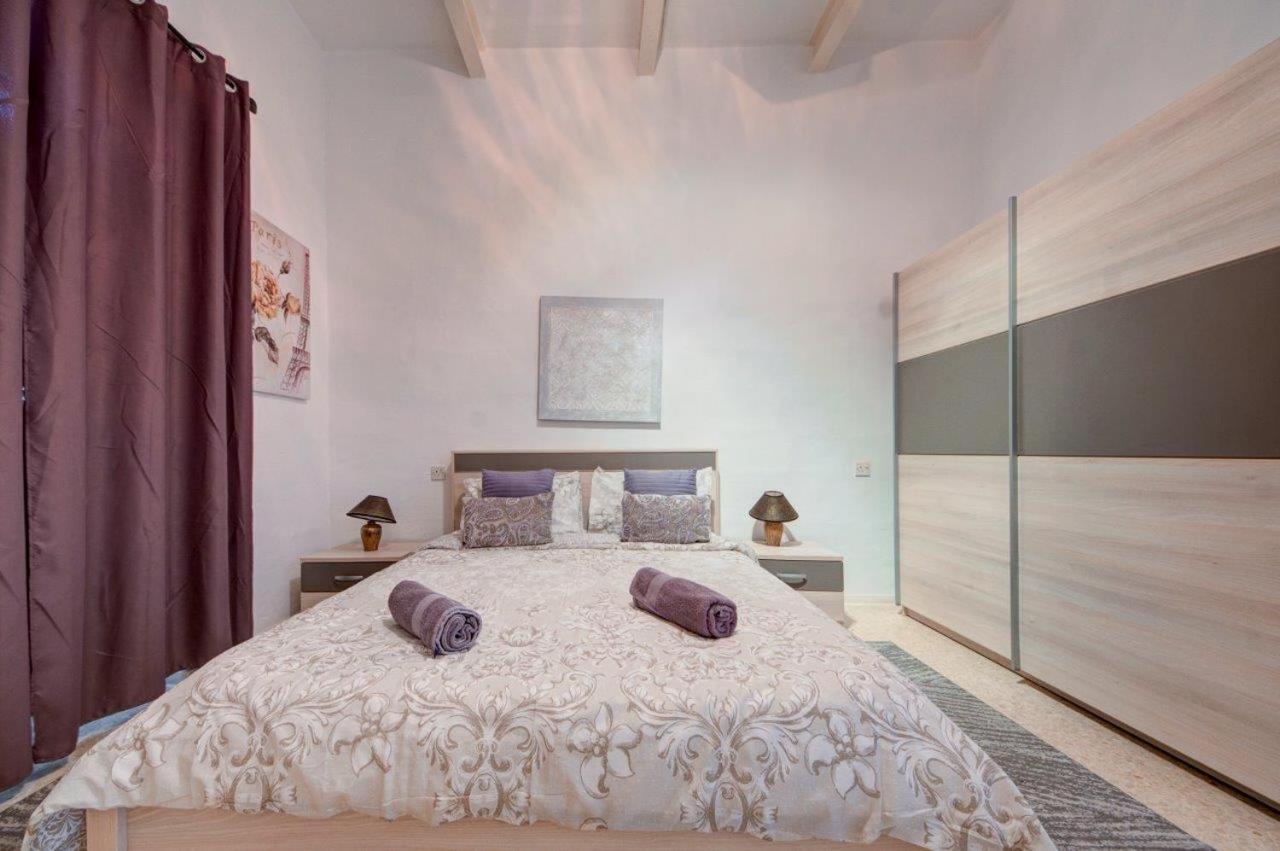 Valletta 2 Bedroom Sleeps 6 Apartment Walking Distance To Centre And The Sea Εξωτερικό φωτογραφία